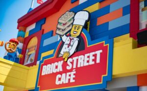 LEGOLAND New York Dining Brick Street Café