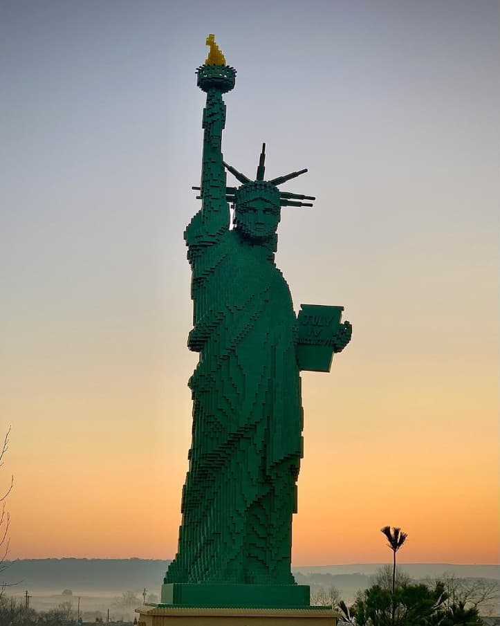LEGOLAND New York MINILAND Statue of Liberty
