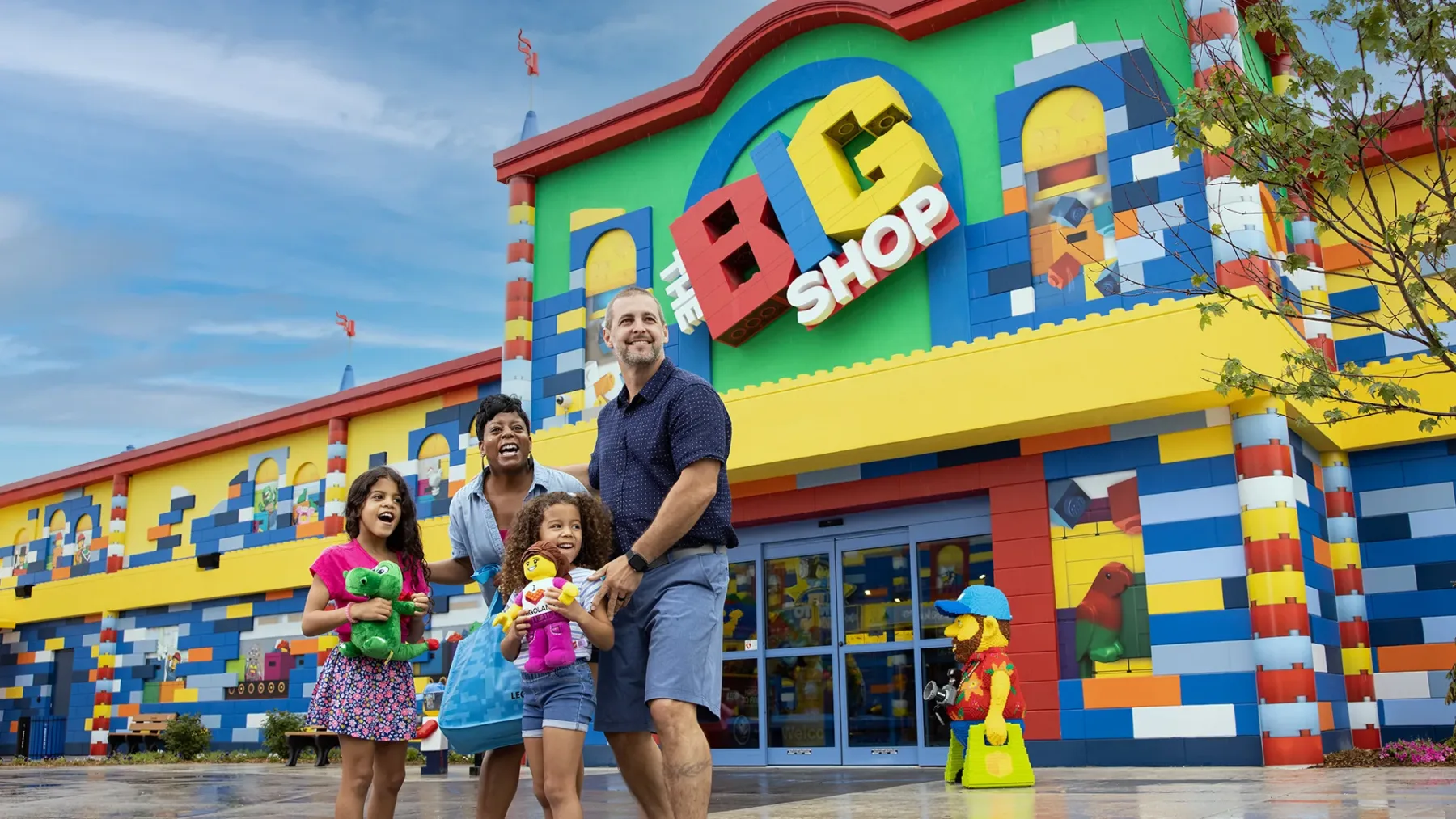 Brick Street at LEGOLAND New York: Rides, Shops, Food & Tips 12 Family shopping at The BIG Shop at LEGOLAND New York