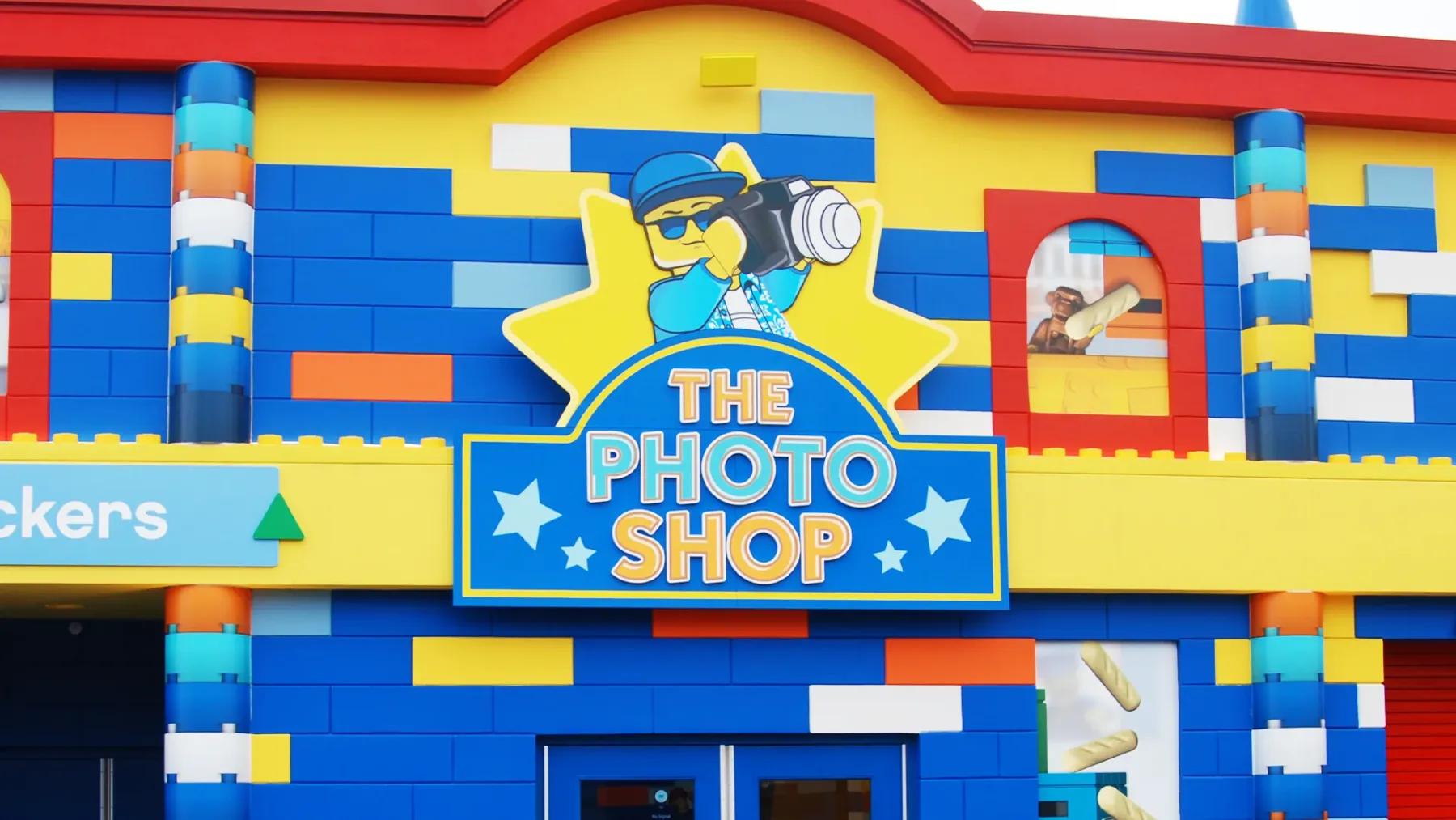 Brick Street at LEGOLAND New York: Rides, Shops, Food & Tips 15 Photo Shop at LEGOLAND New York